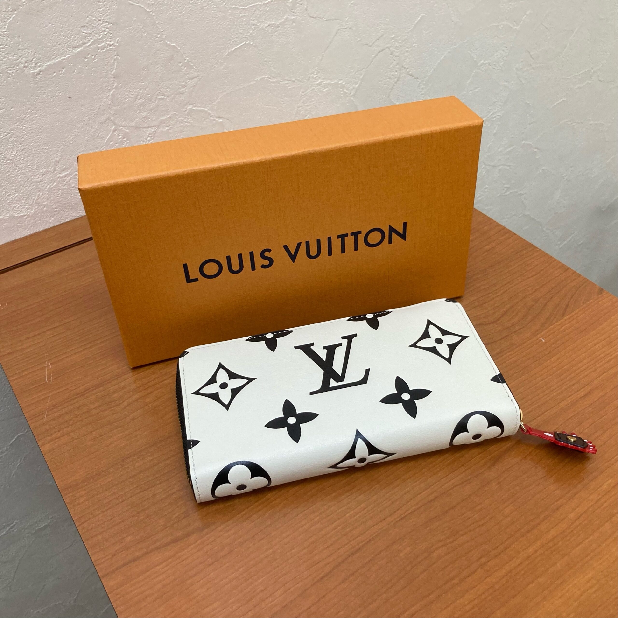 ルイヴィトン（LOUIS VUITTON）ジッピーウォレット M69727 - 冨田質店